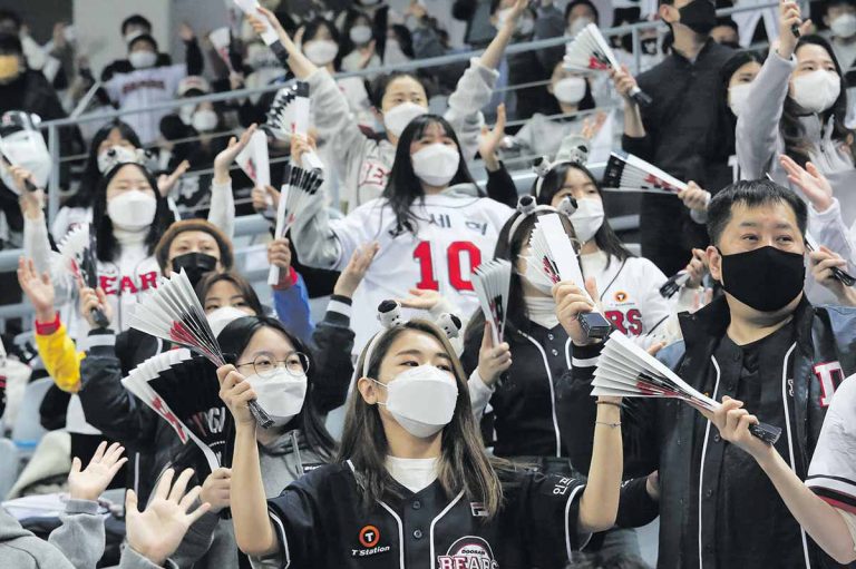 SKorea mulls steps as virus cases surge