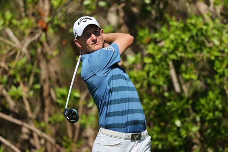 Grillo holds on for 1-shot lead at Mayakoba Classic