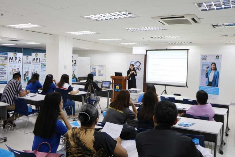 Gov’t lifts total ban on conferences, workshops