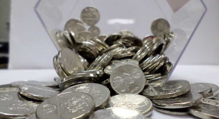 Yields on BSP’s term deposits drop ahead of policy meeting