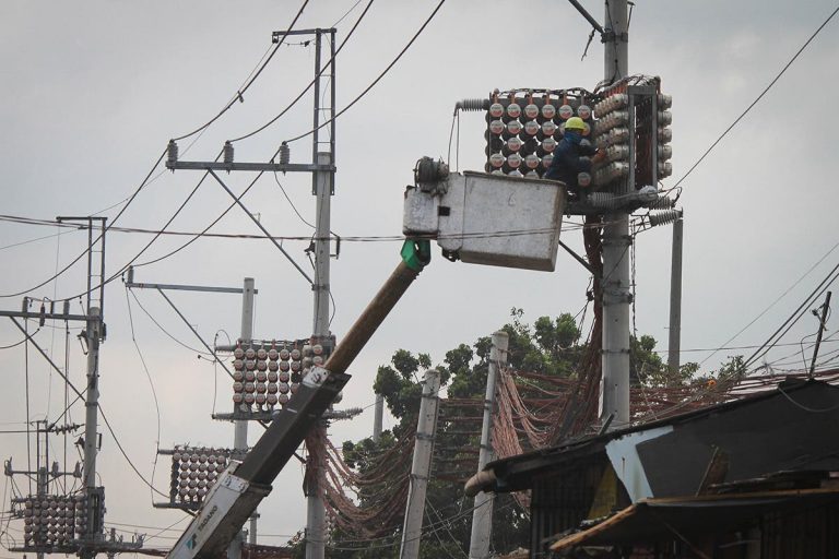 Meralco cuts power rates in February