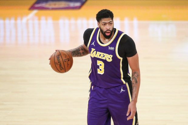 Lakers’ Anthony Davis to miss four weeks