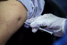Egypt gets hundreds of thousands of vaccines via Covax