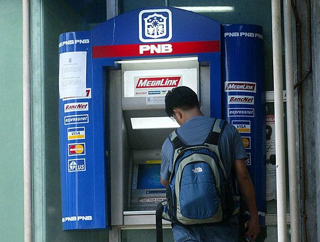 Fitch: PH banks remain at risk