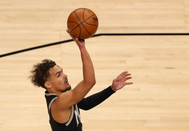 Trae Young, Hawks outlast Spurs in 2OT