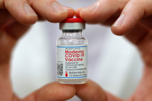 Moderna gets nod to speed up virus vaccine output with bigger vials