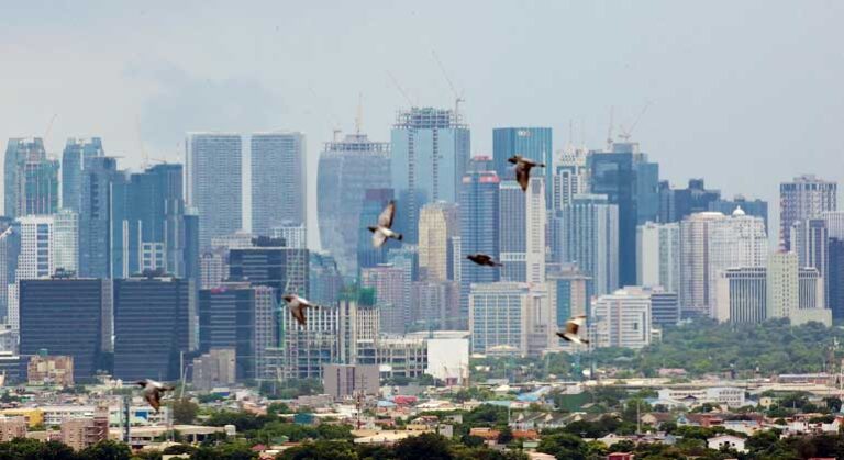 Severe slump may amplify risks for Philippine banks – IMF
