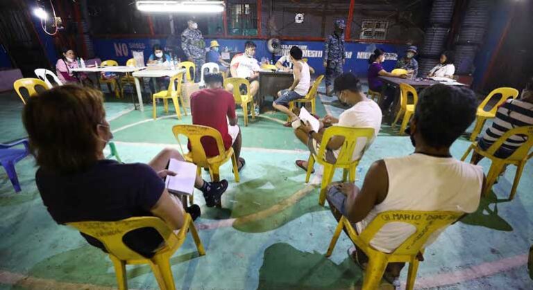 Economic team preparing to fund aid for prolonged lockdown