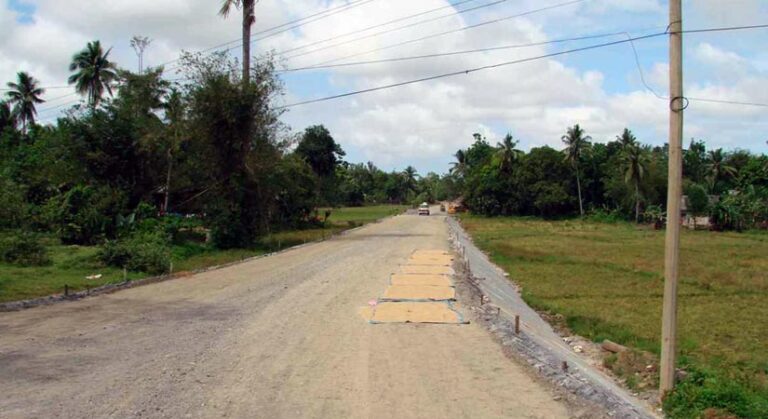 Agri dep’t backs farm road spending in third stimulus bill