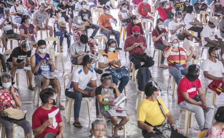 Metro cities start giving cash aid