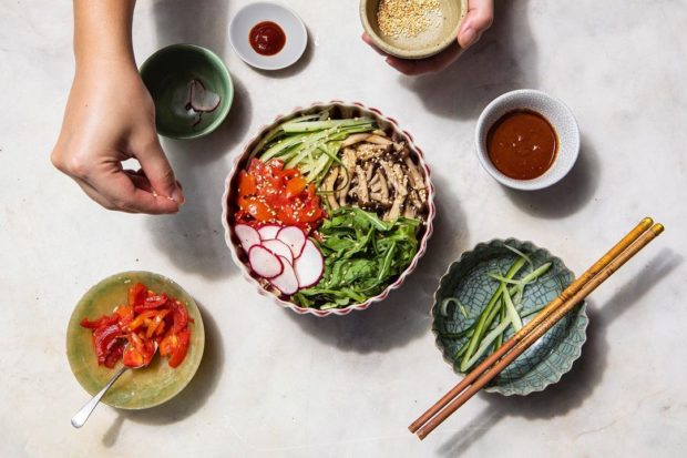Cooking genes, a spicy tuna kit, and zen-like cold soba