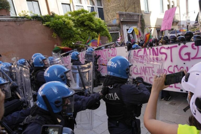G20 finance ministers back plan to stop use of tax havens