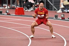 China's Su blasts into Olympic 100m final, Bromell out ...