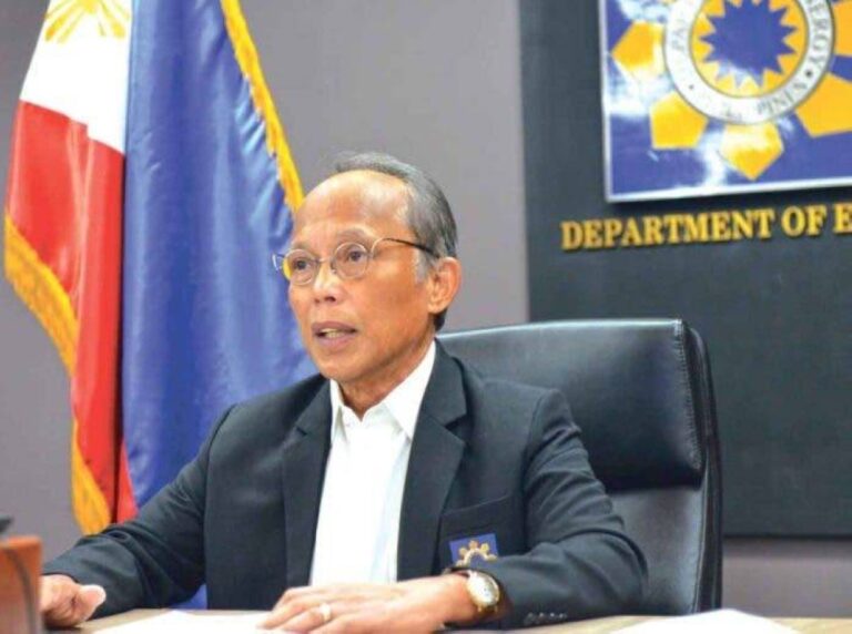 Cusi-led PDP-laban asks Comelec to declare Pacquiao faction ‘illegitimate’
