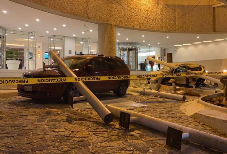 7.1-magnitude earthquake shakes Mexico