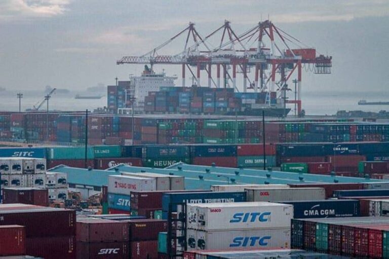 Trade gap declines in July