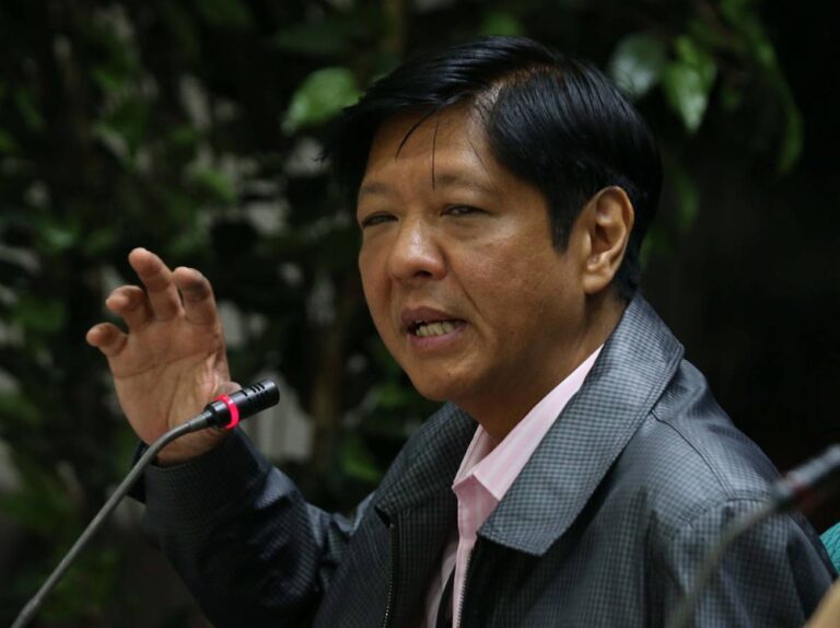 Group bats for Sara-Bongbong tandem