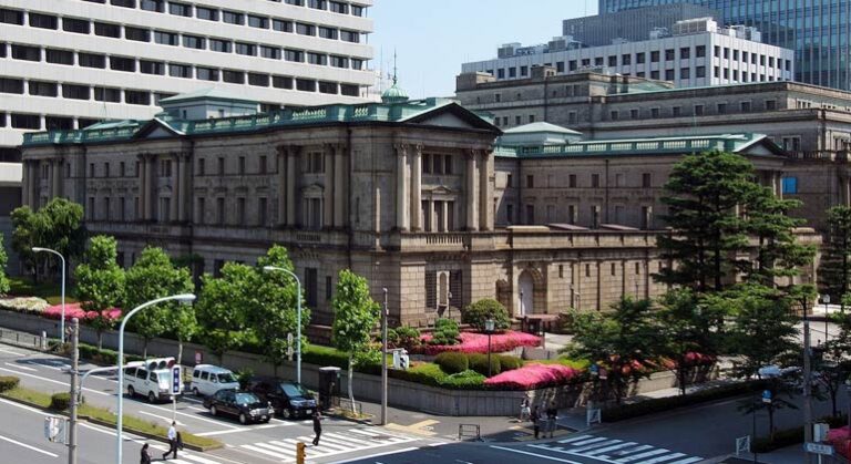 After the ‘bazooka,’ Bank of Japan dismantles the work of its radical chief