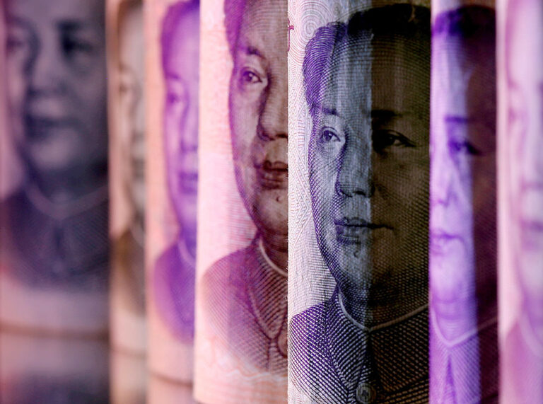 China’s regulators tighten scrutiny of FX dealers