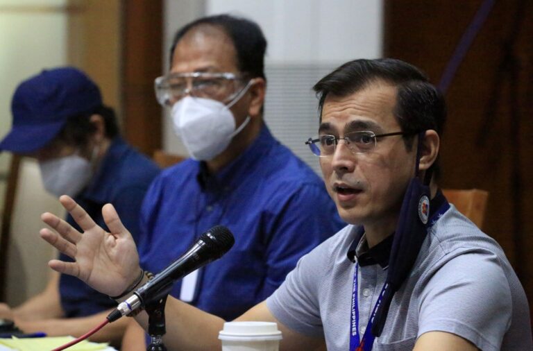 Celebrity mayor eyes Philippine presidency, challenging Duterte