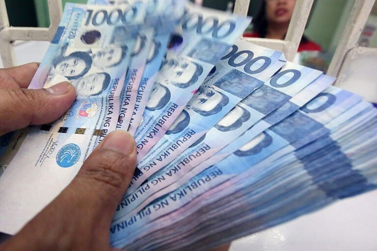 Peso weakens further on inflation fears