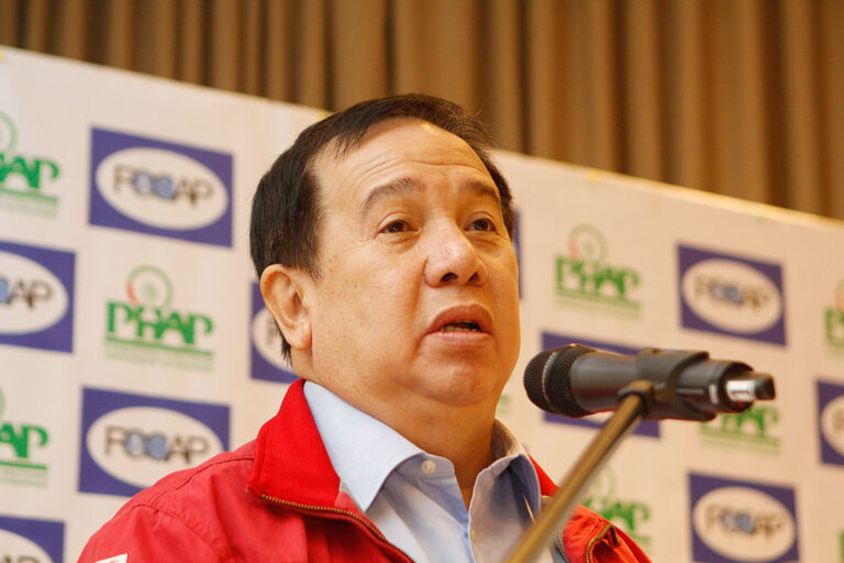 Gordon calls Duterte a bully 