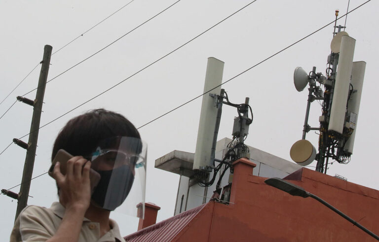 Senate warned against keeping telecoms as public utility