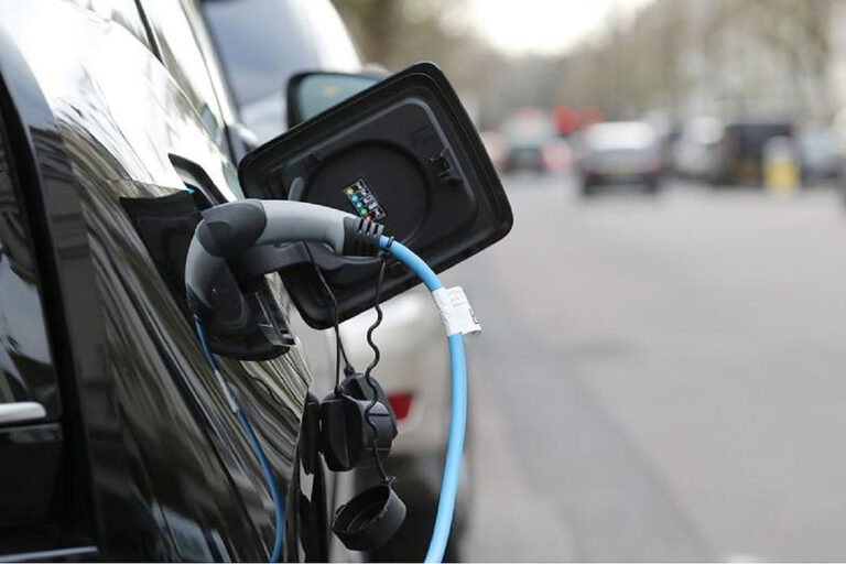 Quality, price still viewed as barriers to e-vehicle adoption