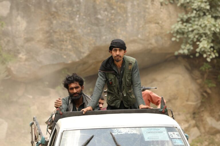 As West ponders aid for Afghanistan, China and Pakistan quick to provide relief