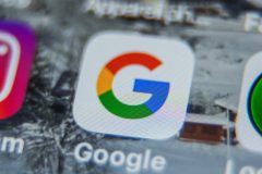 Google cuts its commission on app subscriptions