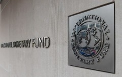 IMF warns supply snarls slowing global recovery