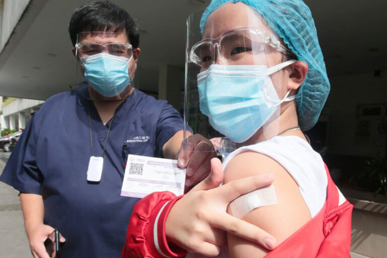 Vaccination for all minors starts next month