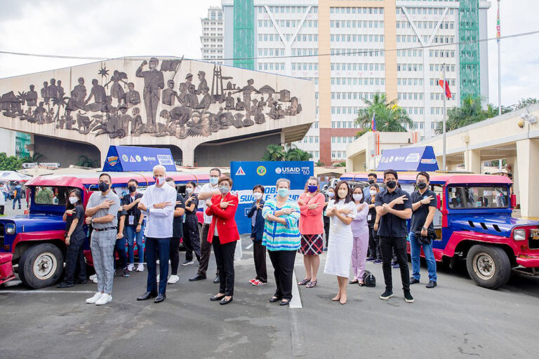 US-funded mobile testing units, vaccination teams launched in QC