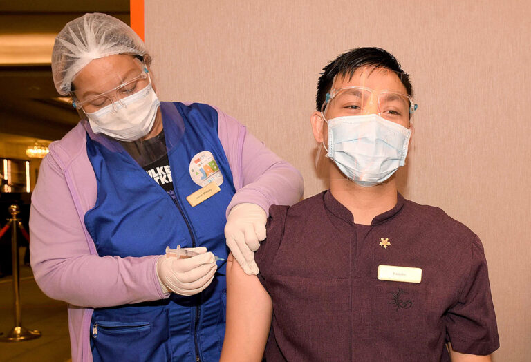Economic adviser seeks full vaccination at some businesses