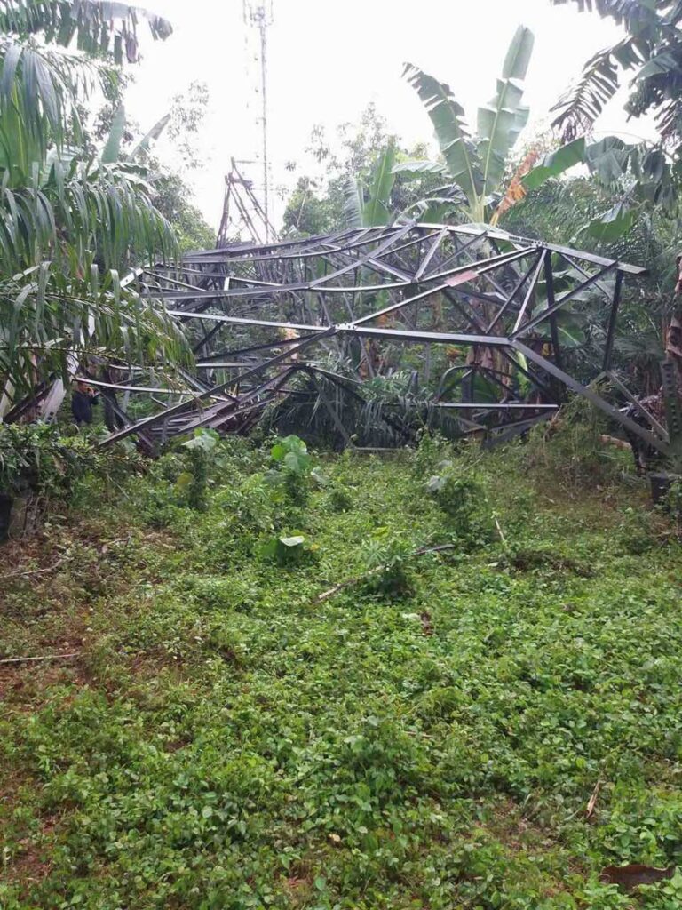 Power transmission tower in Lanao del Norte bombed