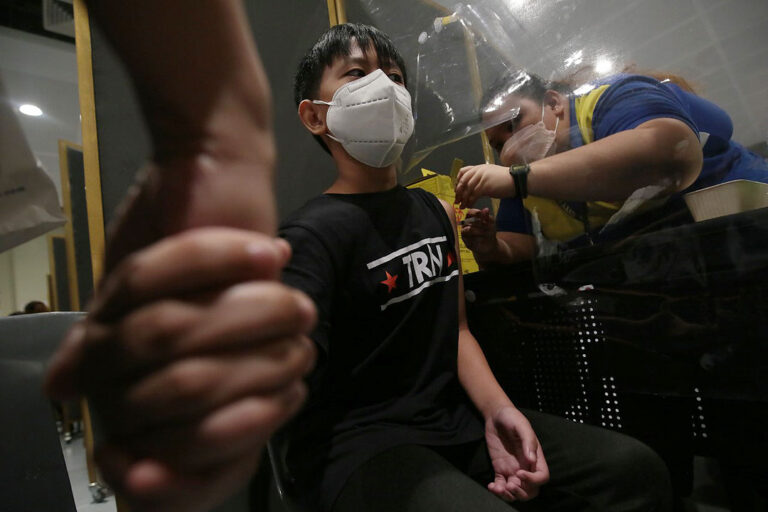 Manila mayor tells parents to pre-register children under 12 for vaccination