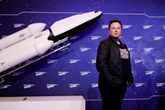 Musk to give rare presentation on ambitious Starship rocket