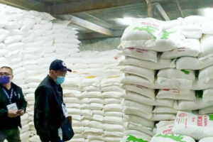Agents seize P220 million worth of sugar in three separate raids