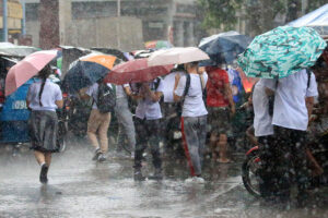 People in northern Luzon flee from storm; classes suspended