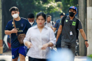 Marcos OK’s doing away with face mask mandate