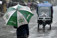 Bangladesh evacuates hundreds of thousands ahead of cyclone