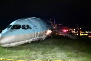 No casualty after Korean Air jet overshoots runway